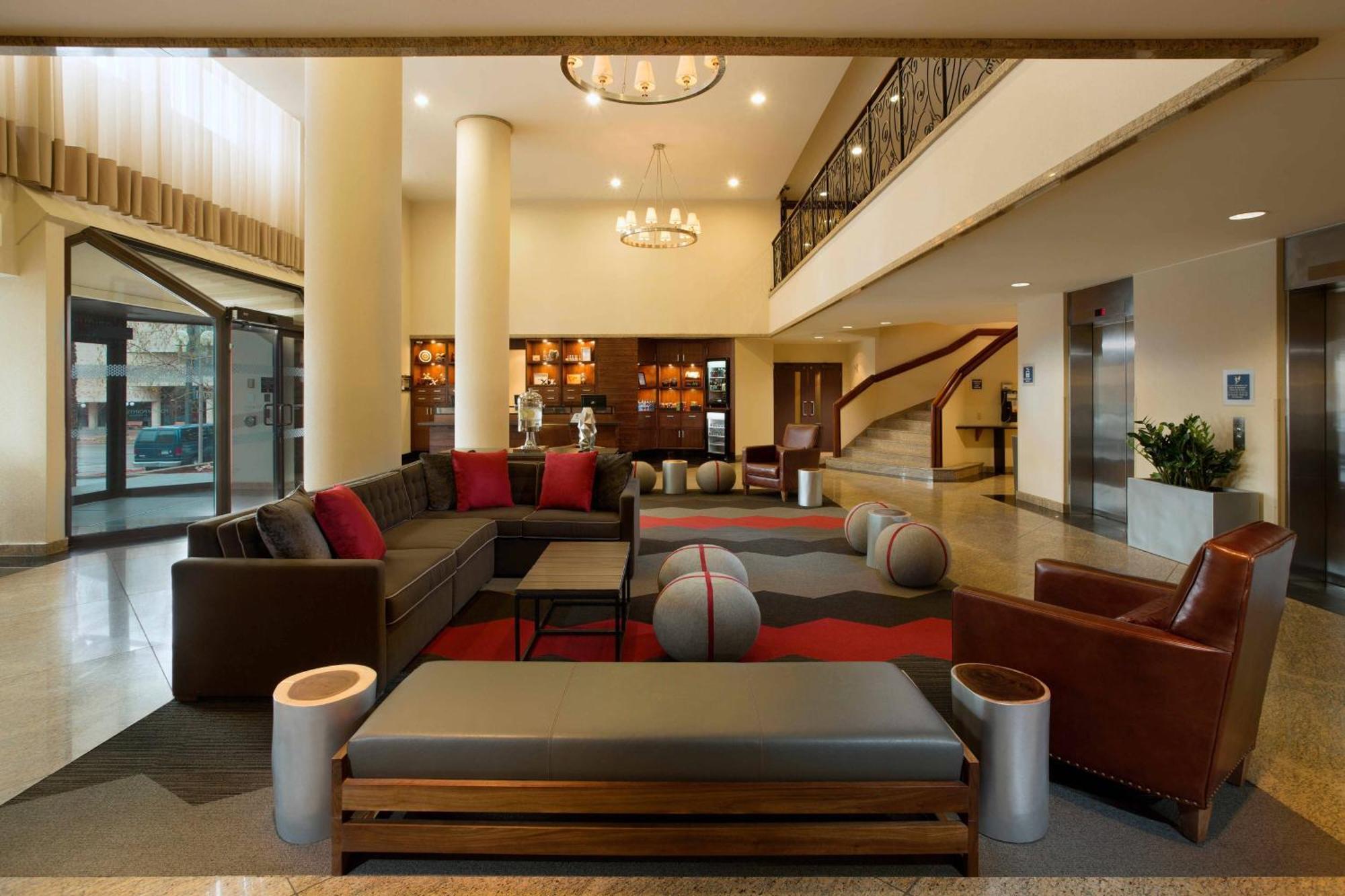 Four Points By Sheraton Hotel & Conference Centre Gatineau-Ottawa Exterior foto